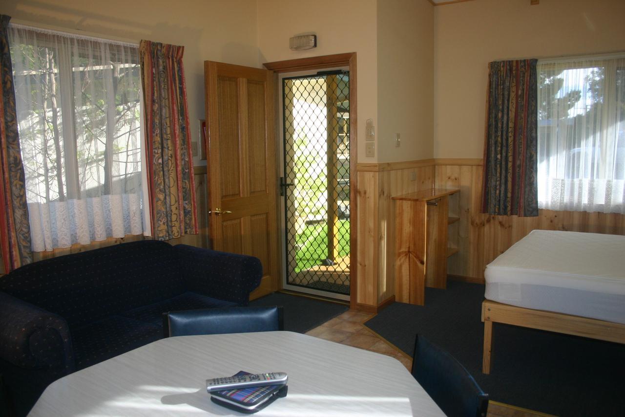 Millicent Hillview Caravan Park 외부 사진