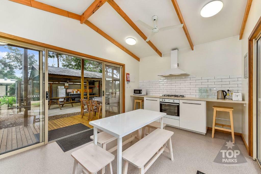 Millicent Hillview Caravan Park 외부 사진